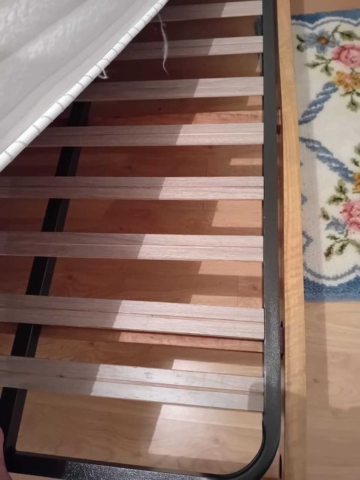 Cama de Casal 140x200 cm