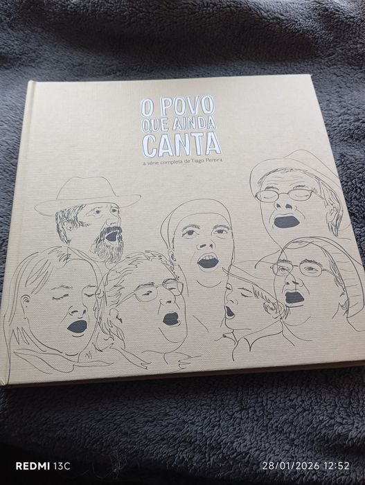 O Povo Que Ainda Canta