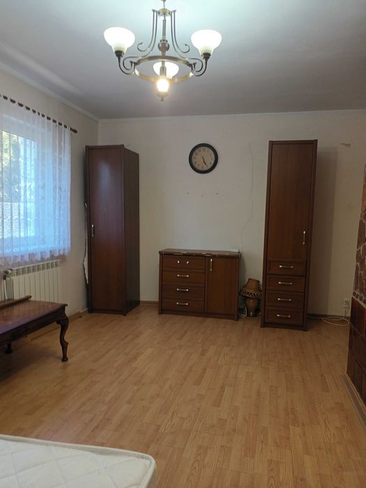 Куренівка. Подільский, вул.Вітчизняна 8- продаж будинку, без комісії.