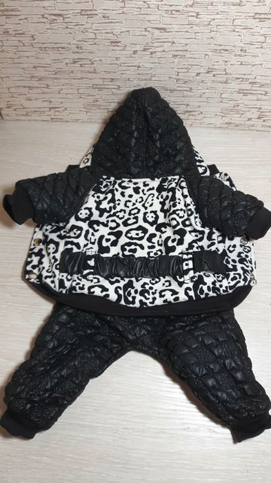 Комбінезон для маленької собачки