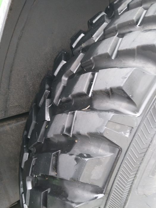 Sprzedam 2 szt opon NOKIAN TRI2 480x80 R38