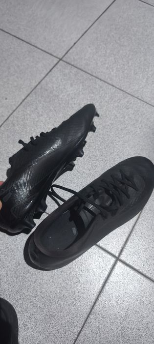 Chuteiras de Futebol – Excelente Estado – 50€