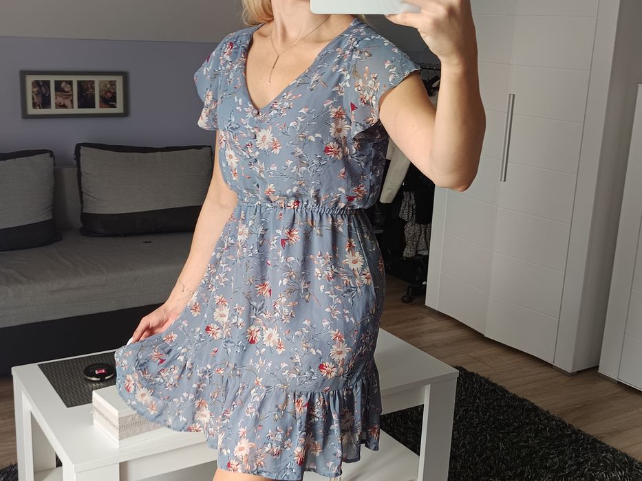 sukienka niebieska w kwiaty M