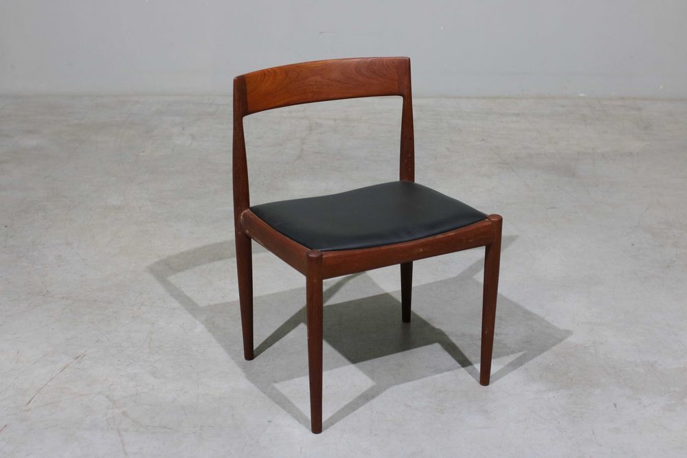 Conjunto de 6 cadeiras Kai Kristiansen modelo 4110 em teca e couro