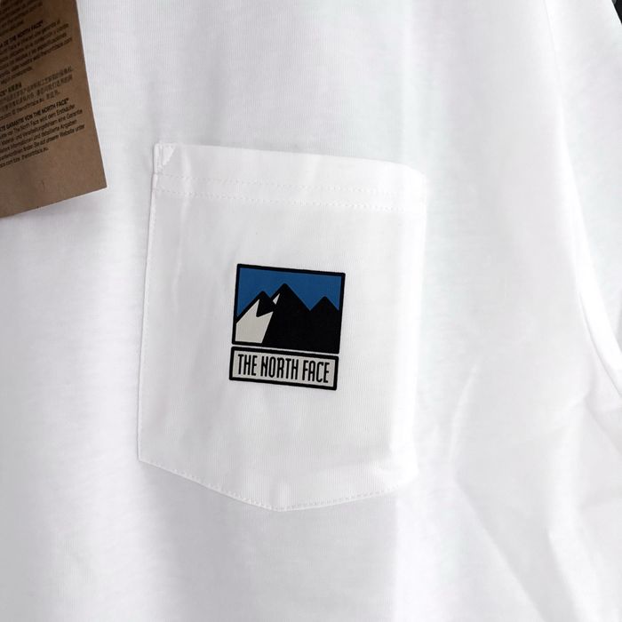 Koszulka t-shirt the north face tnf logo tee biała white pocket never stop exploring gorpcore góry