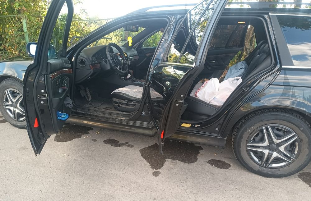 BMW E39 2003 року