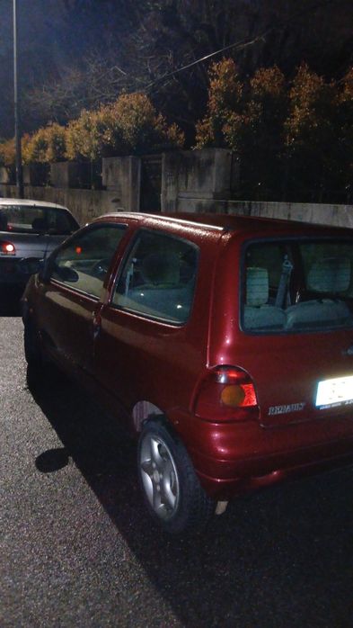 Carro a venda funciona perfeitamente 700€