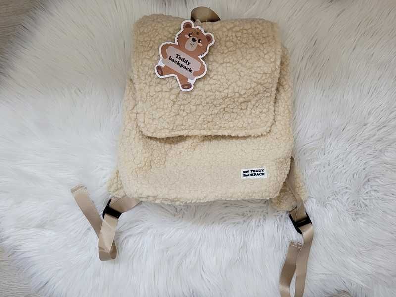 Kremowy, pluszowy / misiowy plecak dziecięcy, Action, nowy