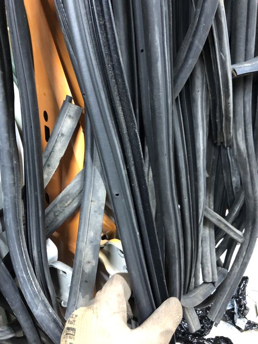 Ущільнювач, резинка, уплотнитель дверей Renault Master, Opel Movano