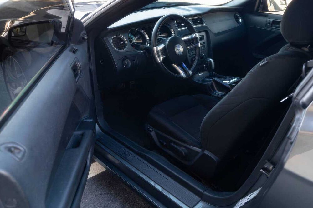 Ford Mustang      2014