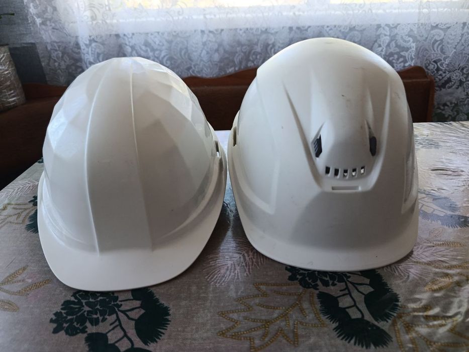 каска будівельна захисна