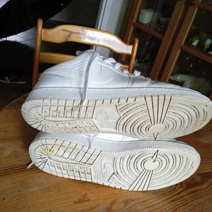 Air Jordan 1 Low stan b. dobry rozmiar 40 białe