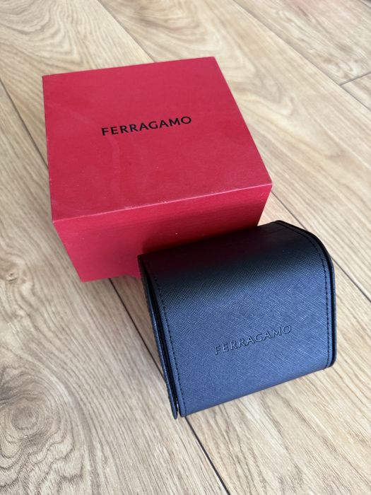 Продається годинник Ferragamo