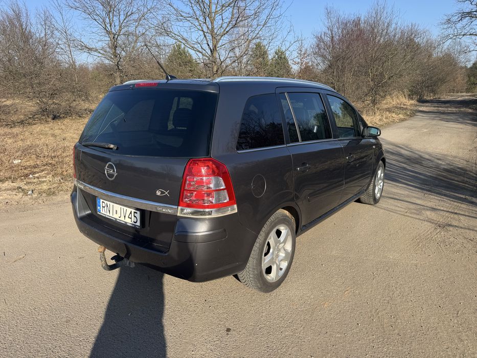 Opel Zafira B COSMO 180KM 2009r