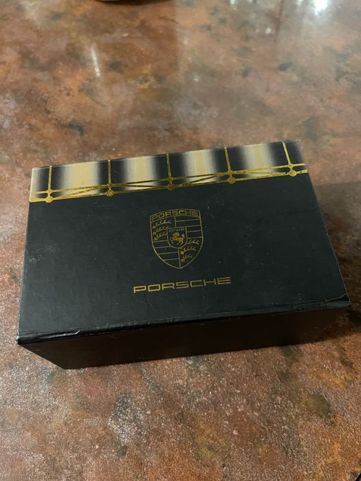 Смартфон Porsche.