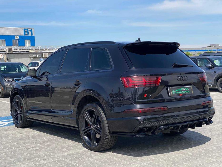 Audi Q7 2018 VIN WA1MAAF73JD047892 фото оголошення 6 з 24