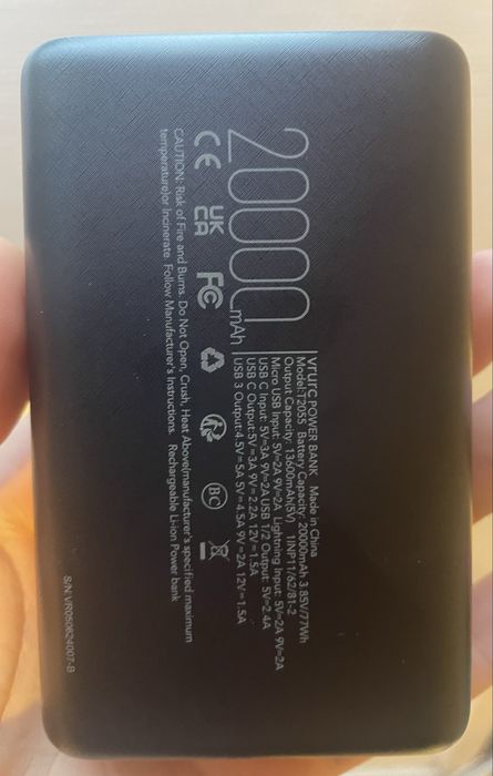 Продам повербан Vrurc 20000mAh