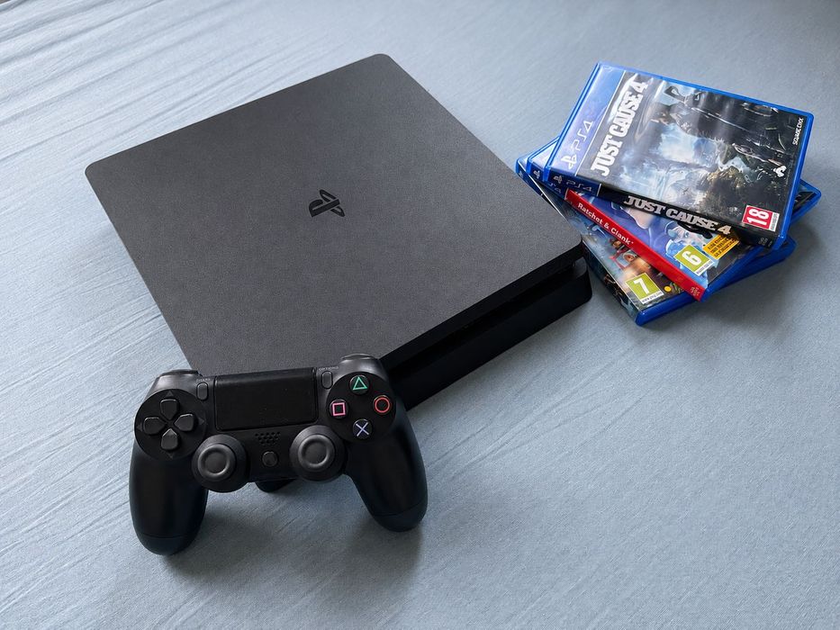 PlayStation 4 1 comando