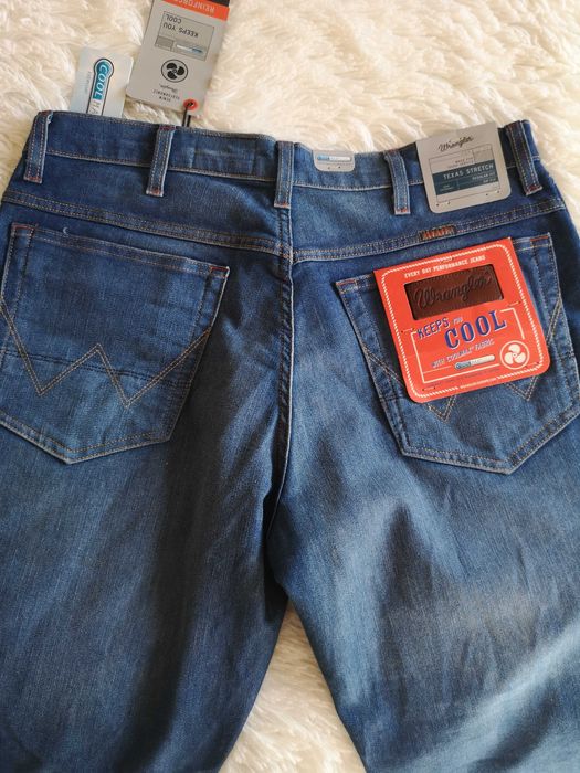 WRANGLER Texas Stretch Make Good W121ZS64H