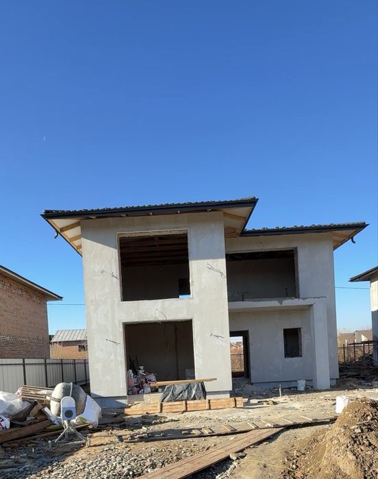 Будинок у передмісті