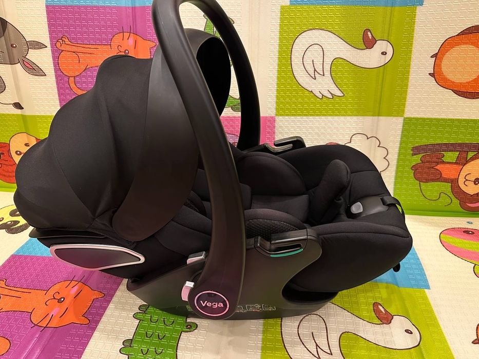 Carrello Vega автокрісло