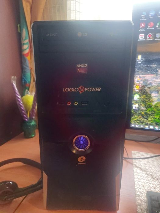 Продам компьютер монитор клавиатуру