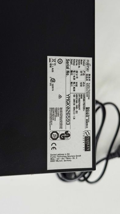 Fujitsu Esprimo P557/E85+ (i5, SSD, Windows 10 Pro)