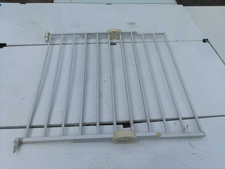 Barierka ochronna zabezpieczająca LINDAM 63,5-102 CM