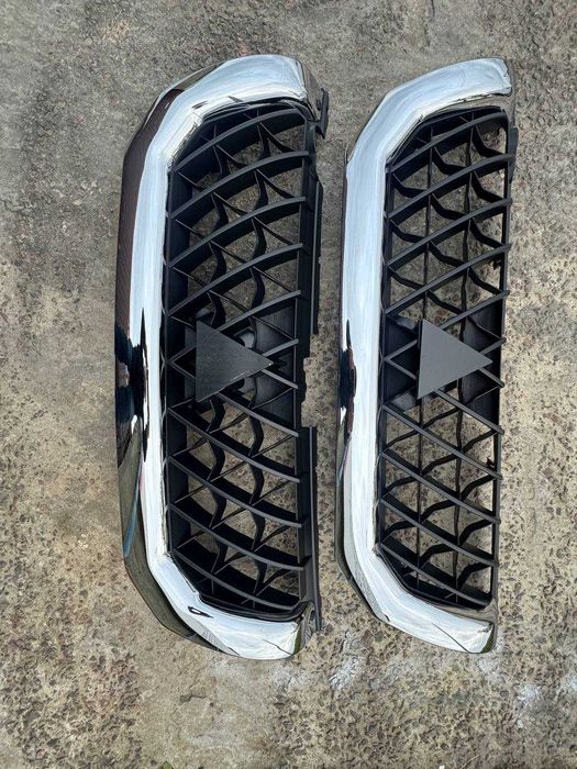 Решітка Радіатора до Mitsubishi Pajero Sport Рестайлінг