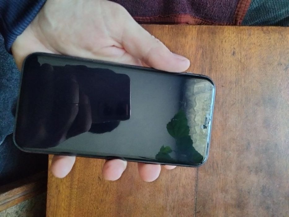 Iphone 11 64gb.
