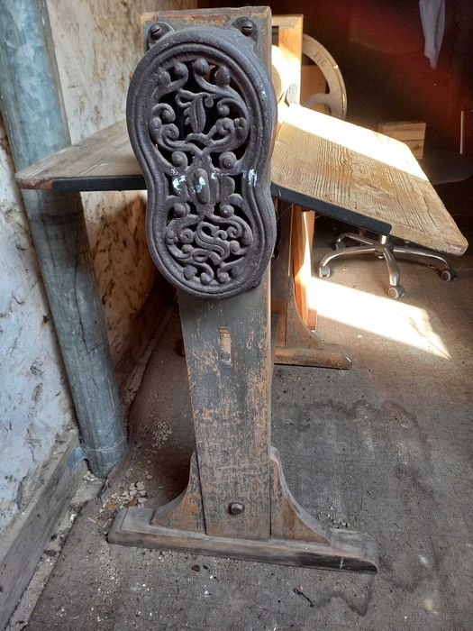 Zabytkowy ręczny magiel