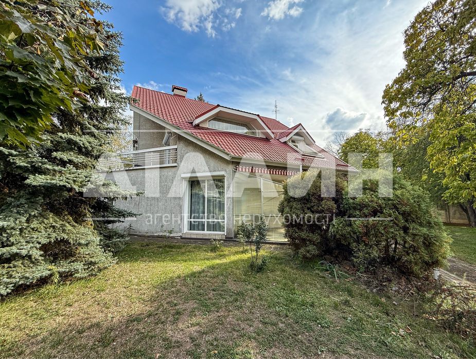 ТОП будинок на Дніпрі 250 м2 , 3 спальні