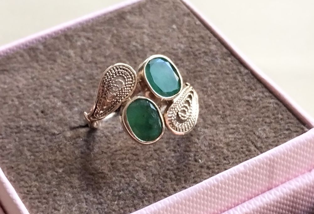 Piękny złoty pierścionek Imago artis. PRL.