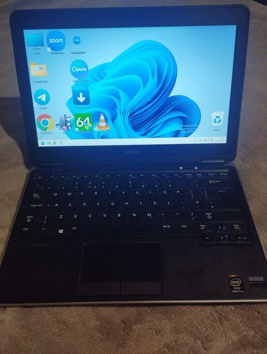 Продам ноутбук Dell latitude E7240
