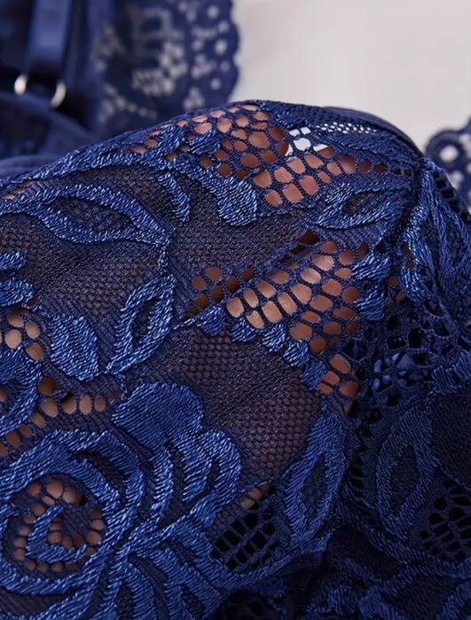 Conjunto de babydoll  e calcinha em renda, tamanho XXL