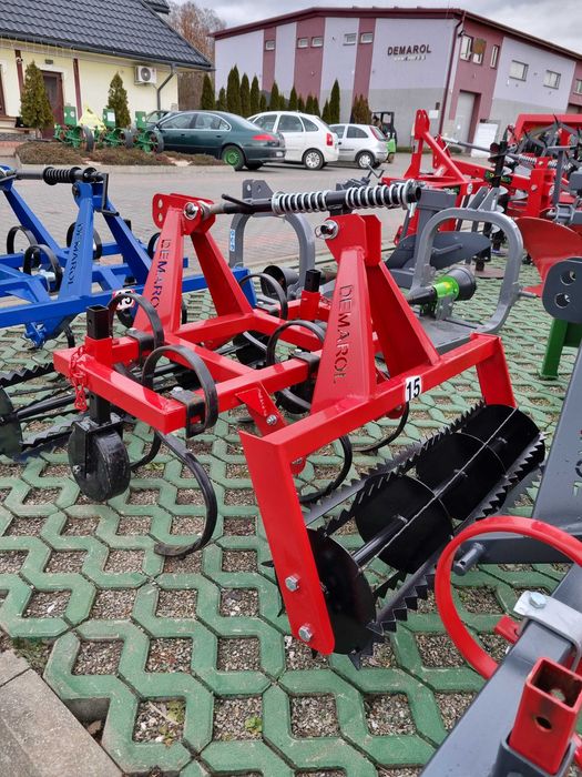 Tuz na przód ciągnika do C330 oraz C360 podnośnik