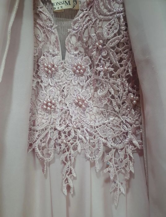 Vestido rosa clarinho