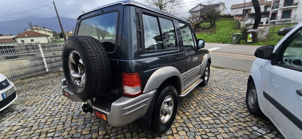 Hyundai Galloper 2.5 td 90€/Mês