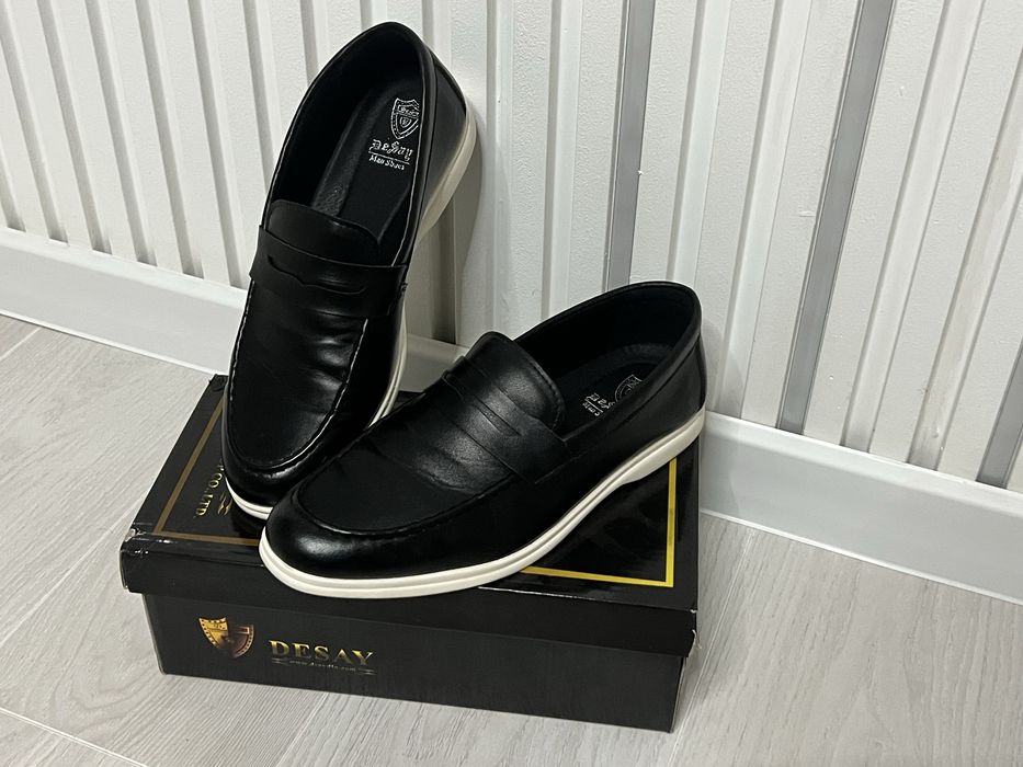 Продам стильні зручні мокасіни туфлі в чудовому  стані