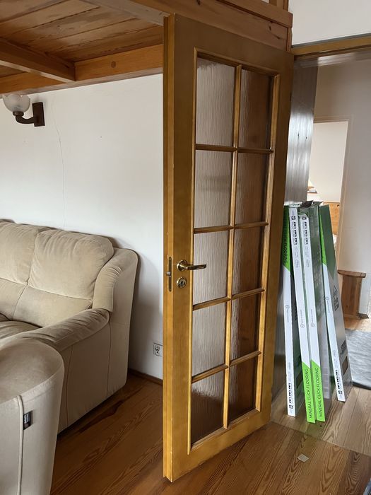 Drzwi pokojowe dwuskrzydlowe z framuga