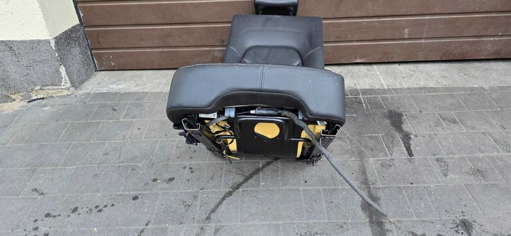 Fotel prawy tył kanapa oparcie Skóra Audi Q5 8R 08-12