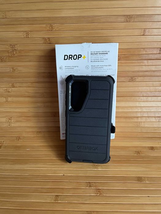 Чехол OtterBox Defender Series Pro для Samsung Galaxy S25 / Galaxy S24