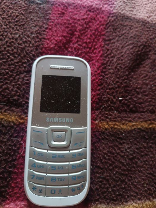 Ambos 2 Samsungs em bom estado a funcionar