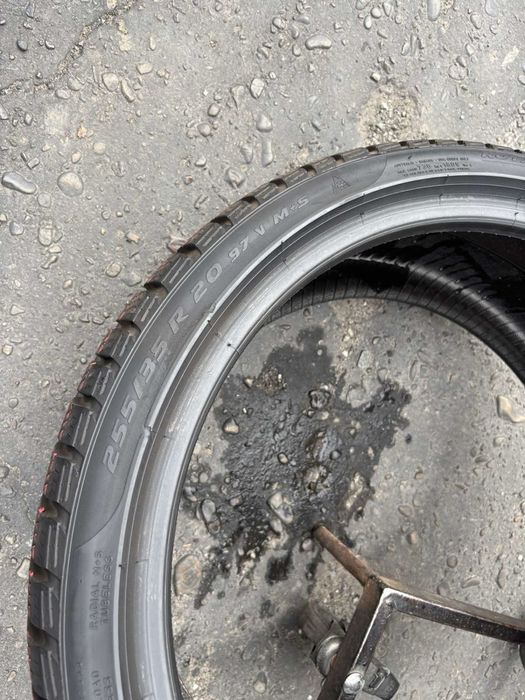 Шини 255/35 R20 Pirelli 2024р зима 6,8мм
