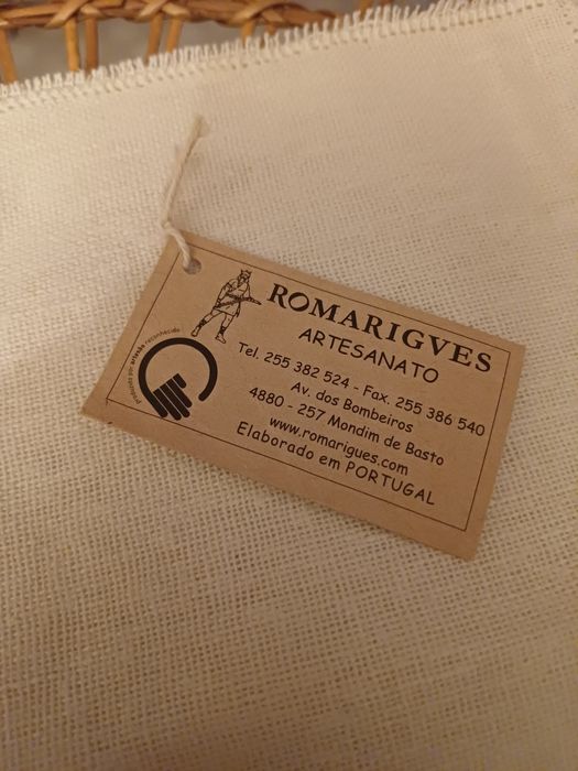 Conjunto de 3 pecas em linho p/ naperons de quarto)