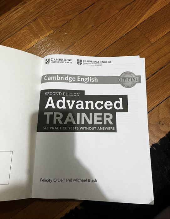 Livro Inglês C1 Advanced Trainer