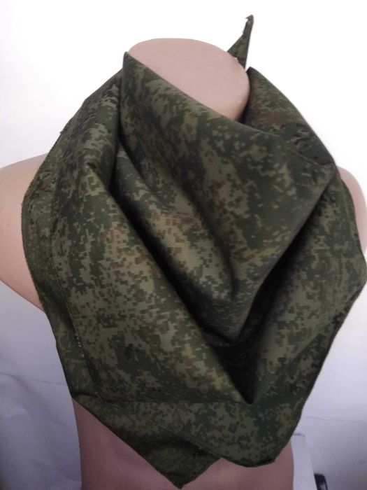 Бандана 74см на 74 см квадрат камуфляж цифра