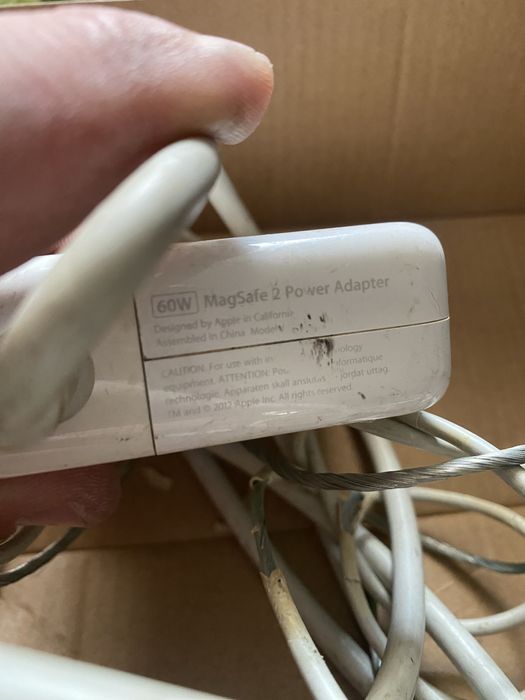 Sprzedam ładowarki do laptopów