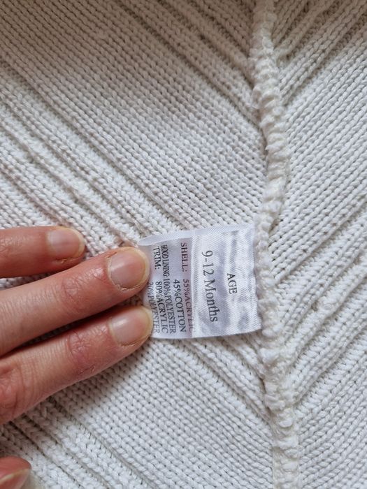 Kremowe poncho, narzutka rozmiar 74