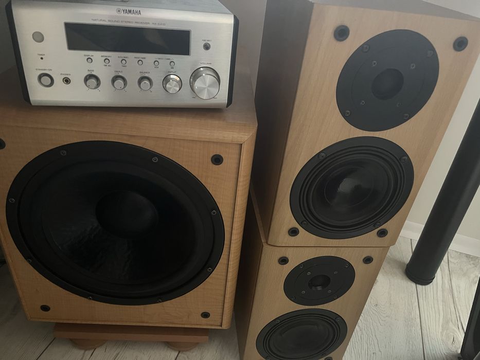 Yamaha RX-E410 zestaw z subwooferem Koda 10 cali